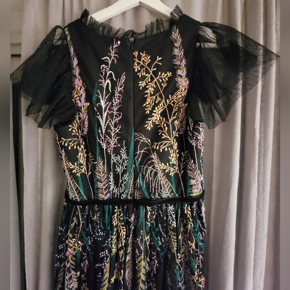 Monique Lhuillier Black and Gold Floral Maxi Dress NWT - Picture 6 of 8